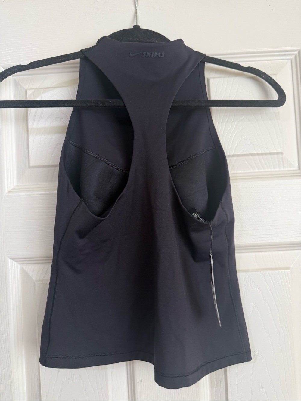 NIKE SKIMS High-Neck Black Seamless Sports Bra - Picture 4 of 6